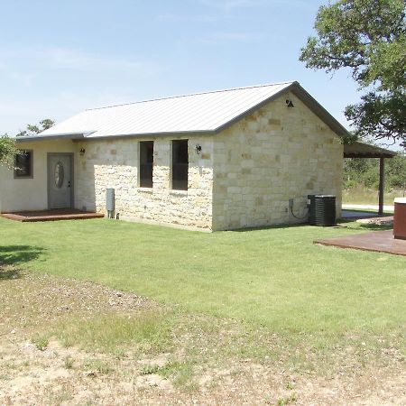 Breezy Hills Cottages - Hill Top Cottage Fredericksburg Exterior foto